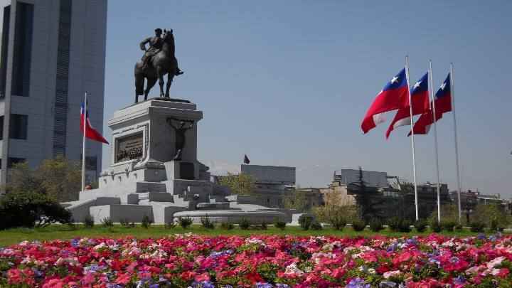 Actividad económica chilena subió 0,3 % en noviembre, primera alza en la pandemia